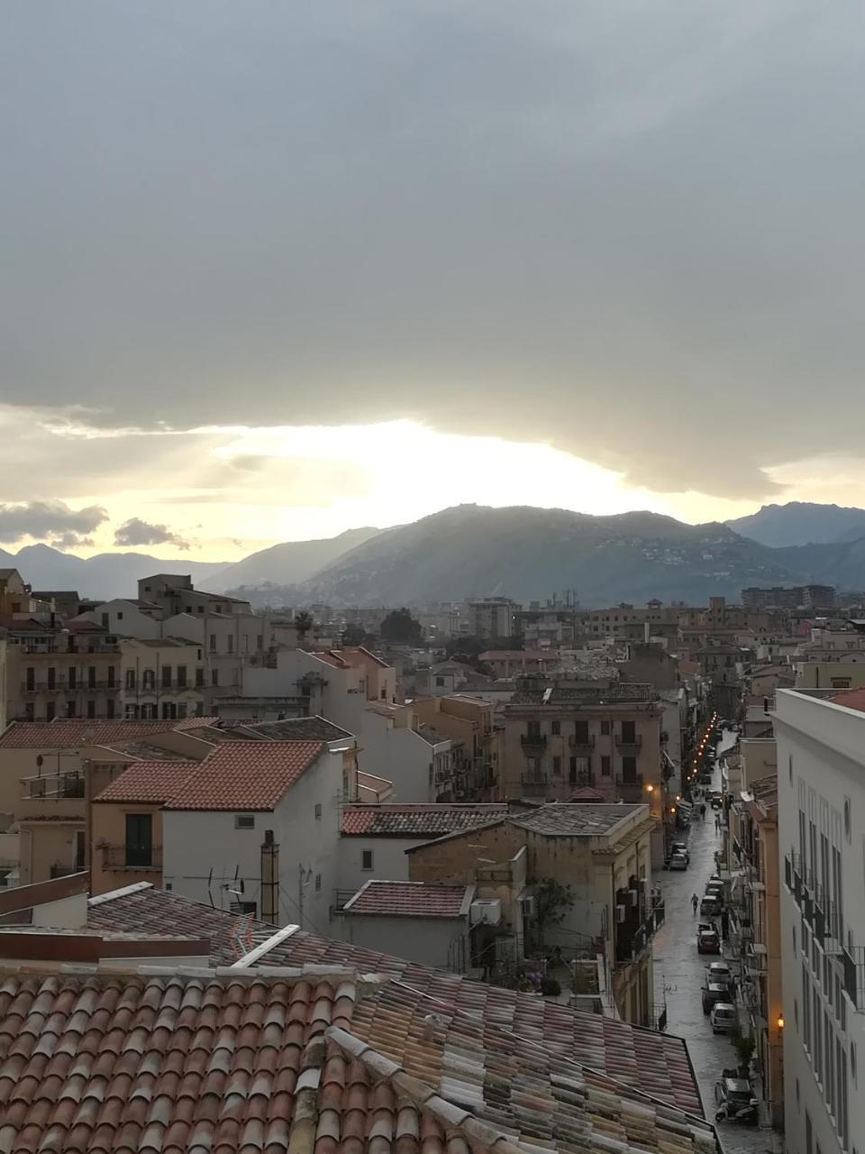 B&B Nica Domus Палермо Екстериор снимка